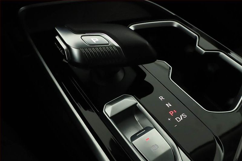 BAIC X55 (2025) ALL IN 1.5 T - fotka 11 z 18