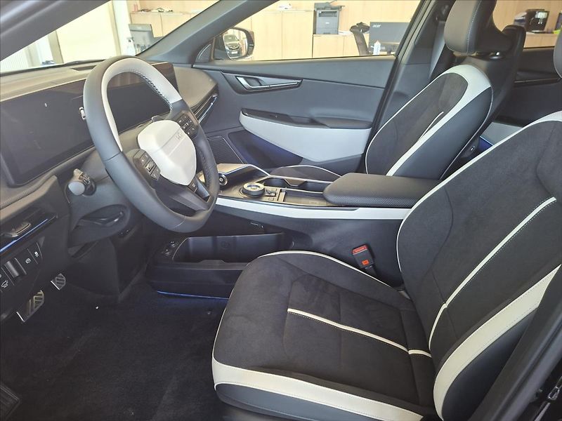 Kia EV6 4x2 GT-LINE 168 KW+84 KWH - fotka 8 z 8