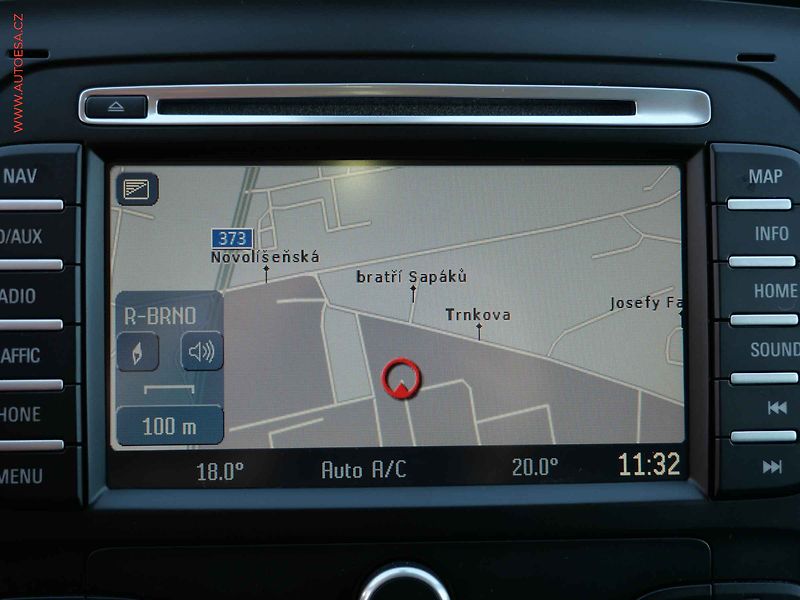 Ford Mondeo (2010) 2.0 TDCI, AT, navi, xenon - fotka 19 z 21