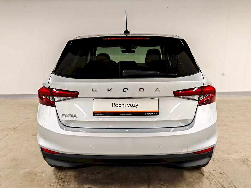 Škoda Fabia (2024) 1.0 TSI 85 kW DSG Top Selectio - fotka 24 z 26