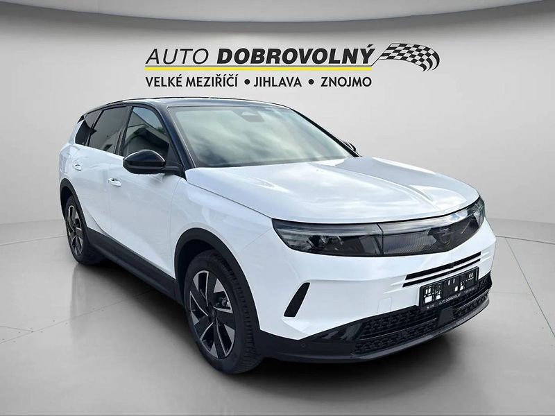 Opel Grandland (2026) GS Hybrid 1.2 TURBO (107kW/145 - fotka 11 z 24