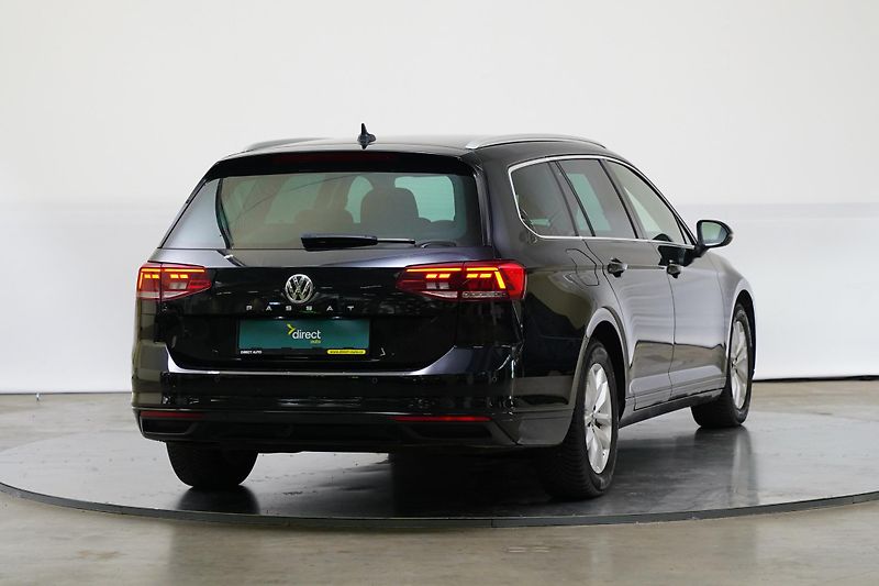 Volkswagen Passat - fotka 3 z 6