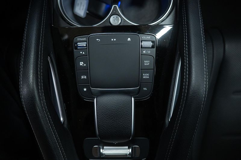 Mercedes-Benz GLE (2024) 450d 270KW AMG PREMIUM 1MAJ ČR - fotka 25 z 44