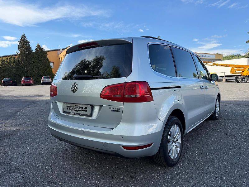 Volkswagen Sharan 2,0 TDI DSG Comfortline/servis - fotka 4 z 30