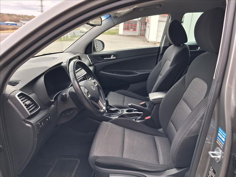 Hyundai Tucson 1,6 T-GDI AT STYLE - fotka 11 z 18