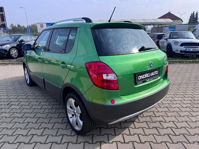 Škoda Fabia (2012) SCOUT 1,2 TSI 63 KW 2. MAJ - fotka 3 z 50