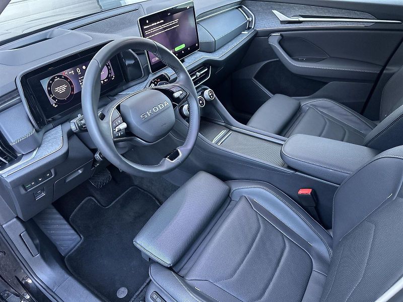 Škoda Kodiaq (2025) 2.0 TDI 4x4 DSG Exclusive Sele - fotka 6 z 41