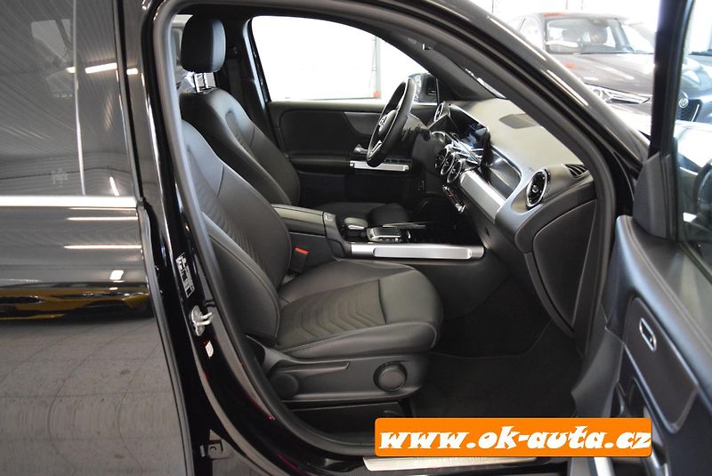 Mercedes-Benz GLB 200 D PRAVIDELNÝ SER. MER. TZ. - fotka 16 z 78