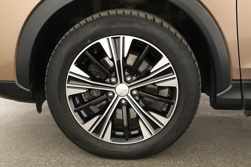 Mitsubishi Eclipse Cross (2018) 1.5 T-MIVEC, 4X4, Automat - fotka 14 z 14