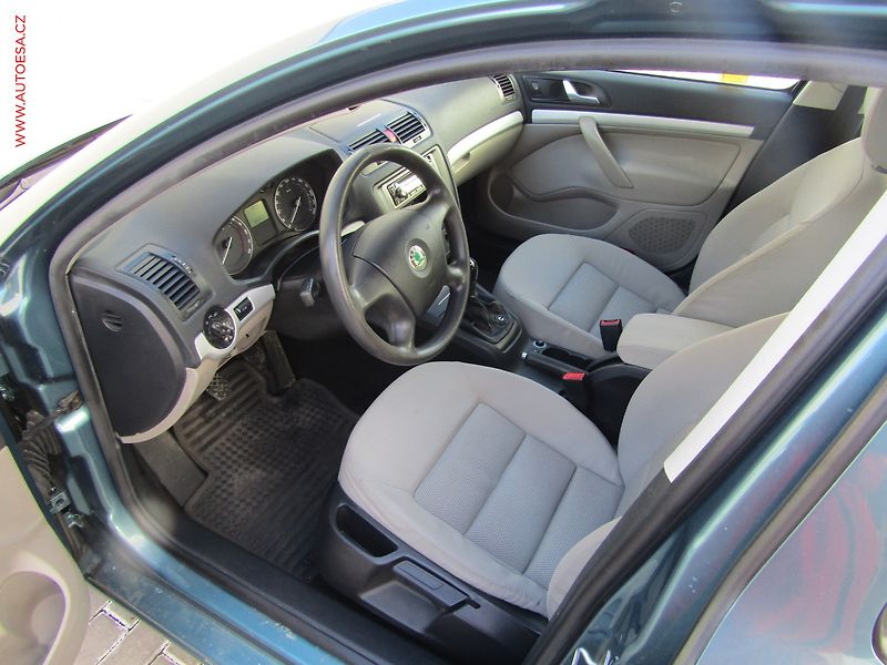 Škoda Octavia (2005) 1.9 TDi, ČR, Ambition - fotka 9 z 15