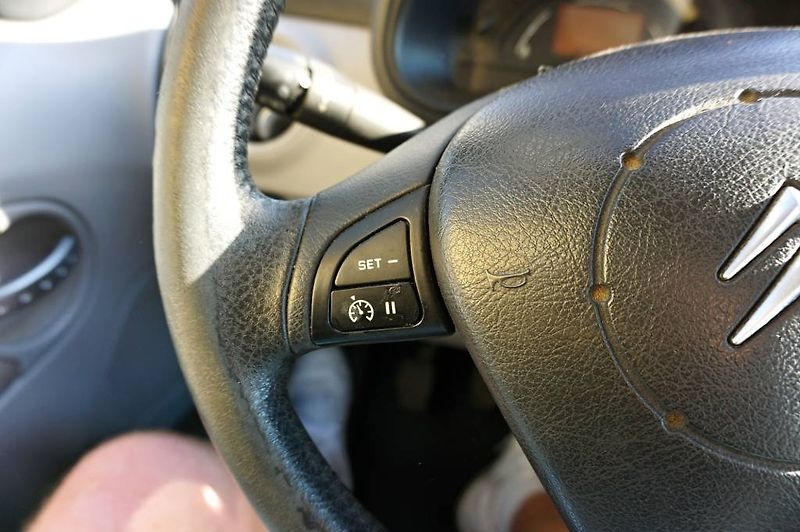 Citroën C3 (2003) 1,4 HDI 66 kW - fotka 21 z 27