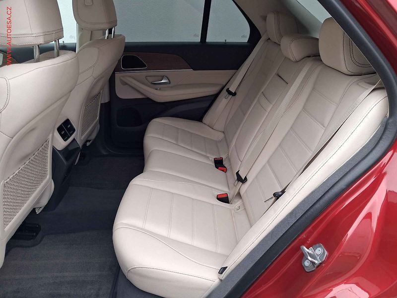 Mercedes-Benz GLE (2019) 3.0 i 450 4Matic, 2.maj,ČR - fotka 10 z 25