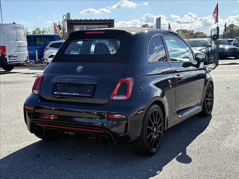 Abarth 595C 1,4 ESSEESSE 132 kW,Xenon,Navi - fotka 2 z 42