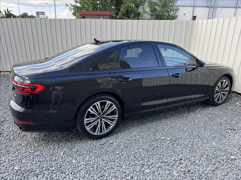 Audi A8 3,0 50 TDI QUATTRO LASER DPH - fotka 13 z 50