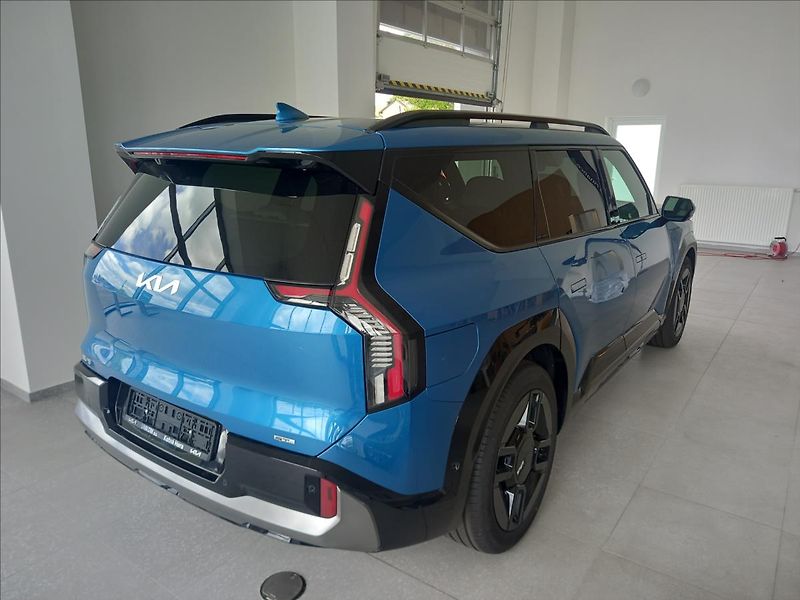 Kia EV9 4x4 GT-Line+ Relax (2026) - fotka 4 z 9
