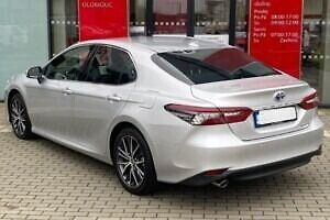 Toyota Camry 2,5 Hybrid  Executive VIP - fotka 2 z 33