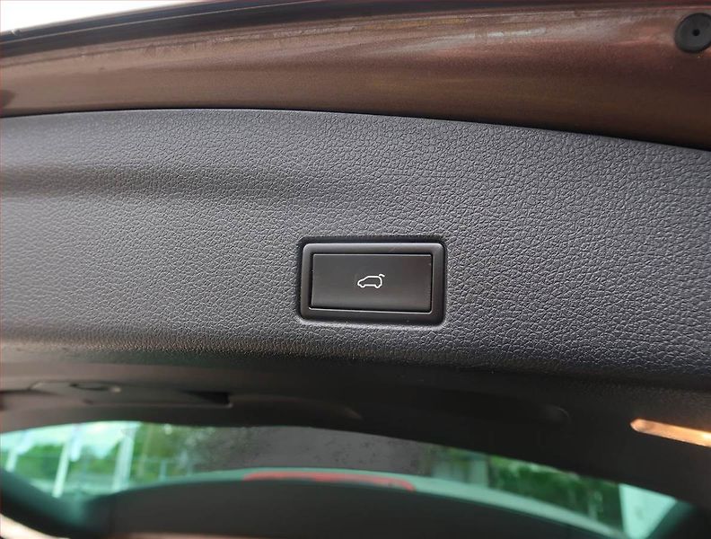 Volkswagen Sharan (2012) 2.0 TDI BMT, Serv.kniha, Kůže - fotka 28 z 28