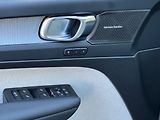 Volvo XC40 (2026) ULTRA DARK B4, 360°, PIXEL LED - náhled 8