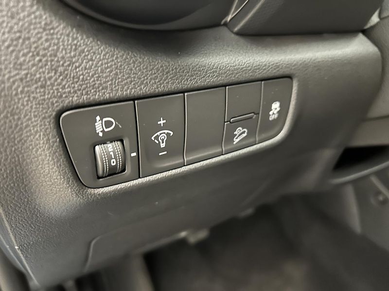 Hyundai Kona 1.0 T-GDI Start - fotka 8 z 23