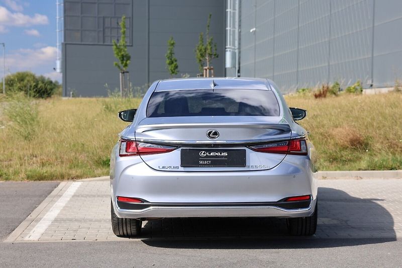 Lexus ES 300h 300H 2,5 HEV BUSINESS EDITION - fotka 23 z 25