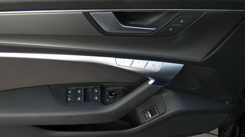 Audi A6 40 TDI quattro S tronic Avant - fotka 9 z 28