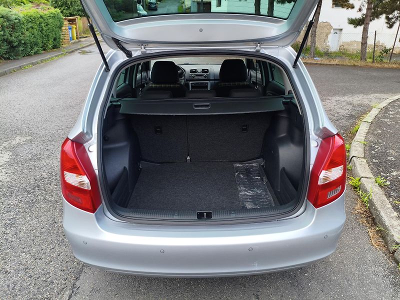 Škoda Fabia (2013) 1,2 TSI Style combi - fotka 27 z 32