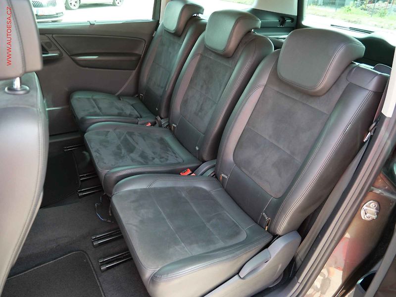 Volkswagen Sharan (2015) 2.0TDi, 2.maj,ČR, DSG, AC - fotka 10 z 25