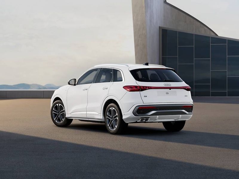 Audi Q5 Quattro ST7 2,0TDI - fotka 2 z 7