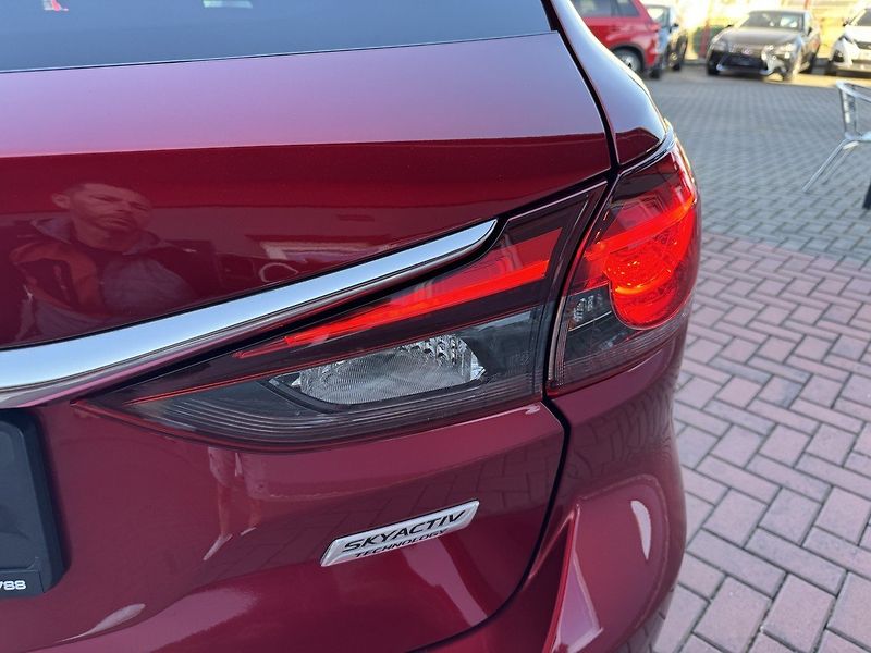 Mazda 6 (2018) 2.5i G-194 Automat LED Bose - fotka 43 z 50