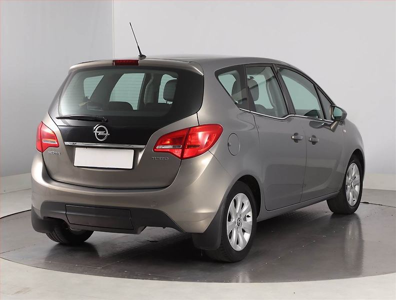 Opel Meriva (2016) 1.4 Turbo, ČR,1.maj - fotka 5 z 18