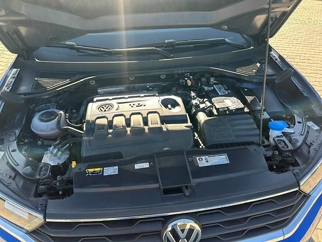 Volkswagen T-Roc 1,6TDi Bohatá výbava rezervace - fotka 55 z 59