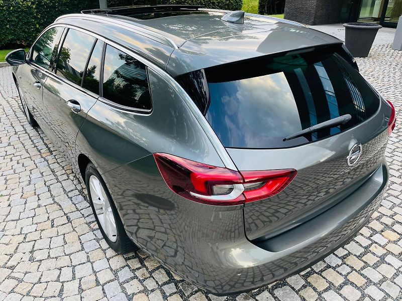 Opel Insignia 2.0CDTi KAMERA SERVISKA TAŽNÉ - fotka 17 z 55