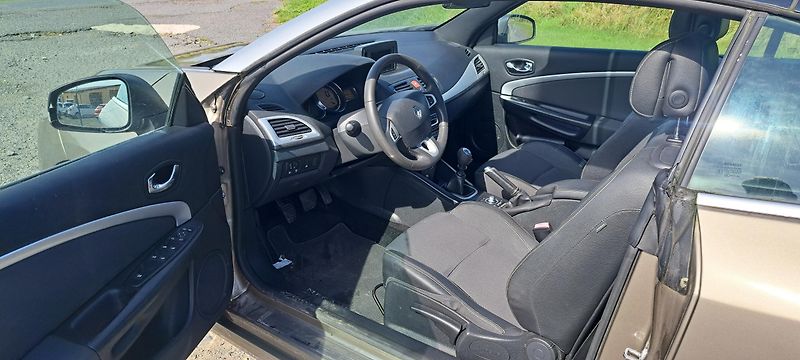Renault Mégane 1,9 DCI KABRIO - fotka 10 z 12
