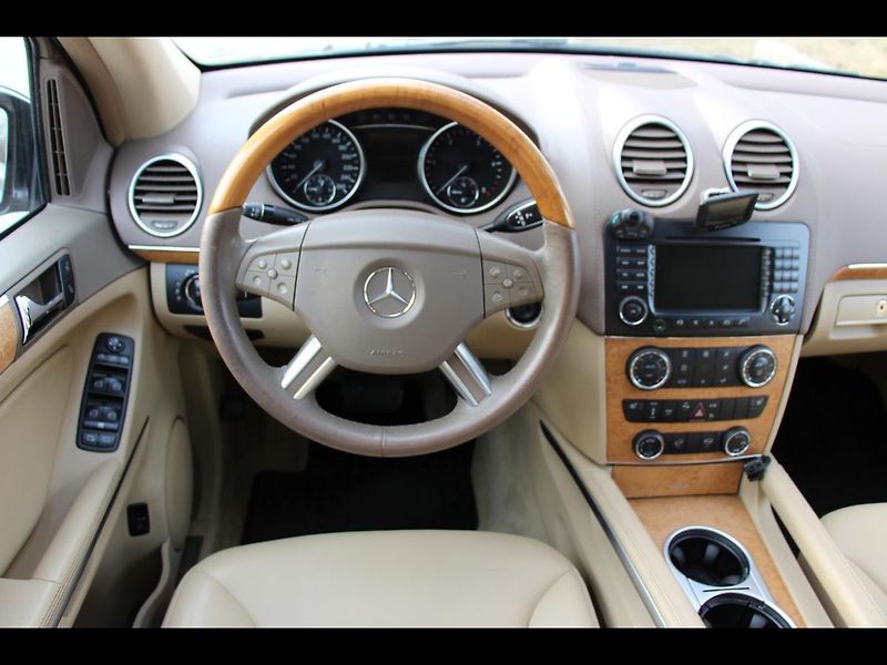Mercedes-Benz GL 320 CDI 4Matic/navi/kůže - fotka 31 z 53