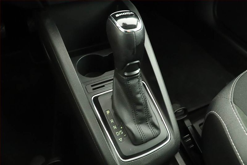 Škoda Fabia (2021) Style 1.0 TSI, Automat - fotka 10 z 15