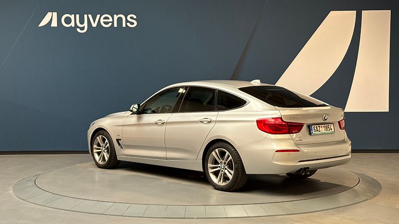 BMW Řada 3 2.0 320d xDrive SPORT LINE Gra - fotka 3 z 14