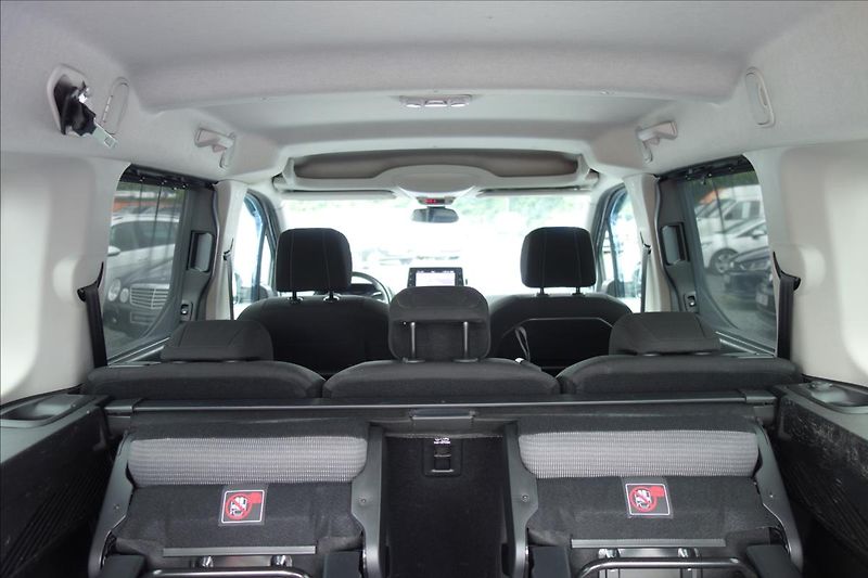 Toyota ProAce City Verso 1,2 T 96KW,ČR,1 MAJ.,7 MÍST. - fotka 20 z 50