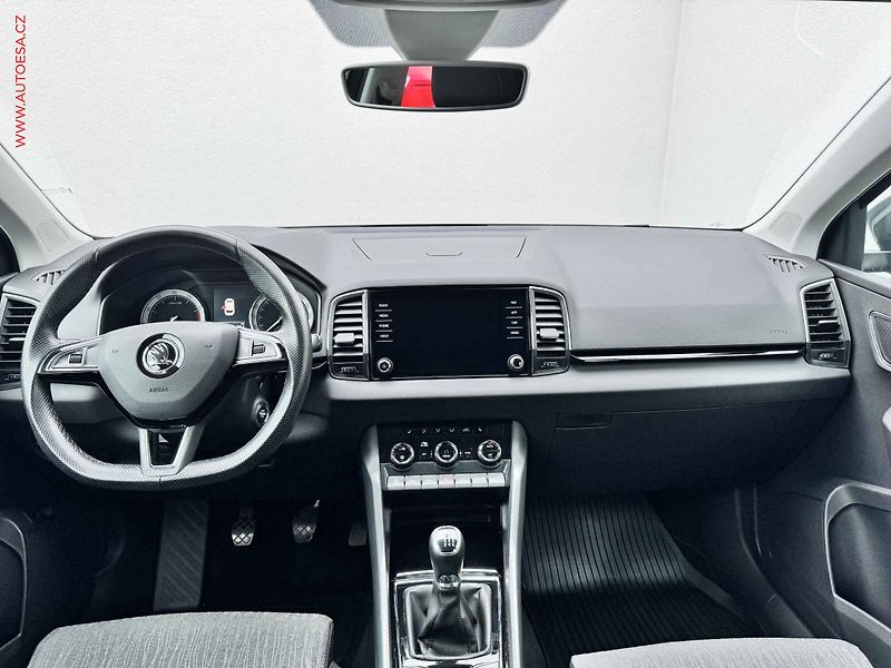 Škoda Karoq (2018) 1.0 TSi, Style, LED, kamera - fotka 8 z 15