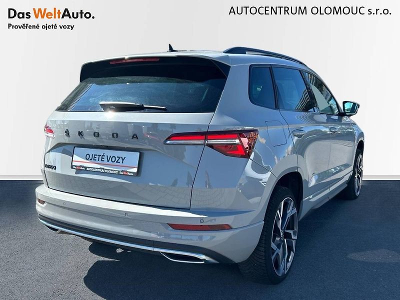 Škoda Karoq (2022) 1.5 TSI 7DSG Sportline - fotka 2 z 33