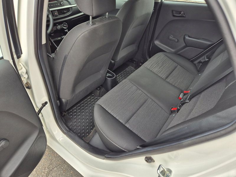 Kia Picanto (2023) Comfort 1.0 CVVT  49 kW 5°manu - fotka 13 z 22