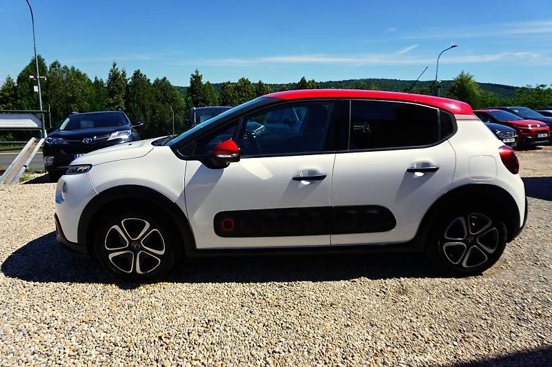 Citroën C3 (2018) SHINE 1,2 PT 60 kW - fotka 7 z 51