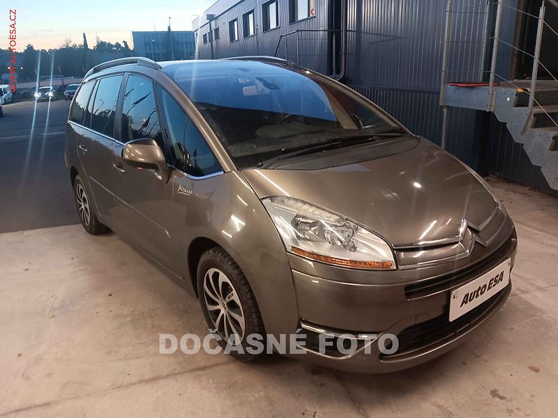 Citroën Grand C4 Picasso (2010) 2.0HDi, ČR, autoAC, temp - fotka 1 z 3