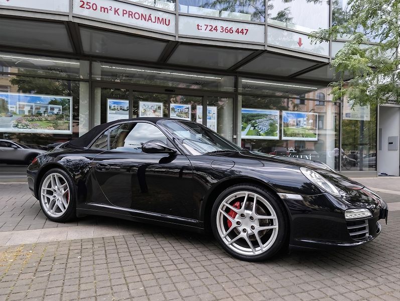 Porsche 911 (2009) Výjimečně zachovalé Porsche 91 - fotka 2 z 11