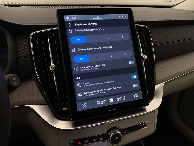 Volvo XC90 T8 AWD RECHARGE BRIGHT PLUS 7m - fotka 48 z 67