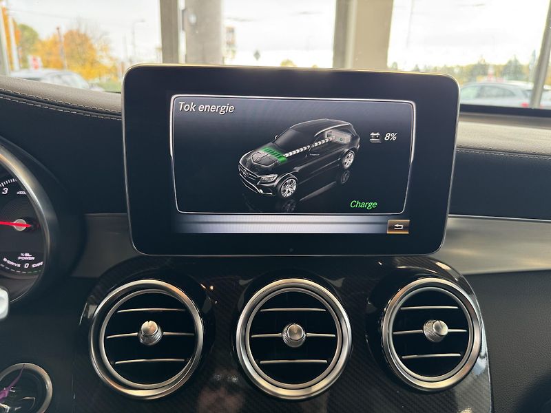 Mercedes-Benz GLC (2017) 350e 4M AMG - fotka 38 z 42