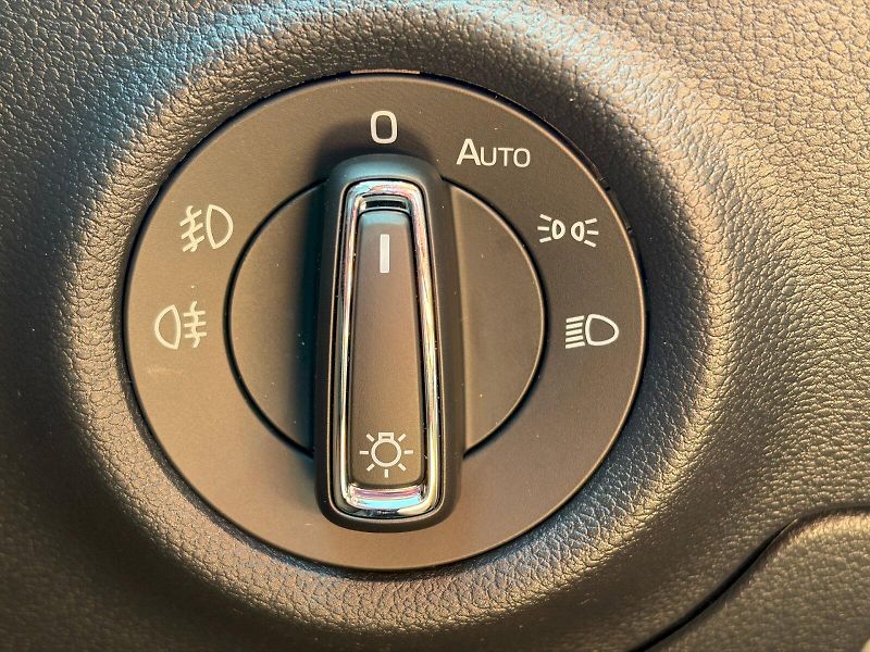 Škoda Kamiq (2026) DSG 1.0 TSI / 85 kW / MONTE CA - fotka 16 z 33