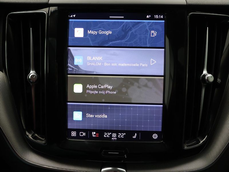 Volvo XC60 2,0 B5 173kW AWD Plus Dark CZ - fotka 19 z 33