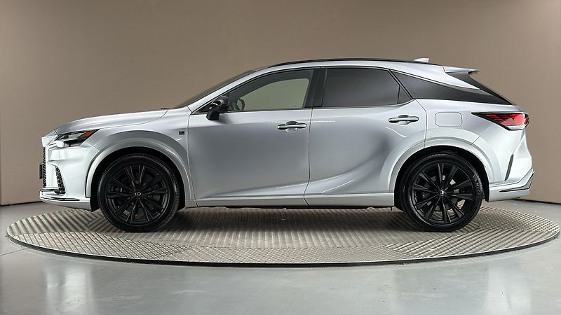 Lexus RX 500h AUT 4x4 F Sport - fotka 4 z 31