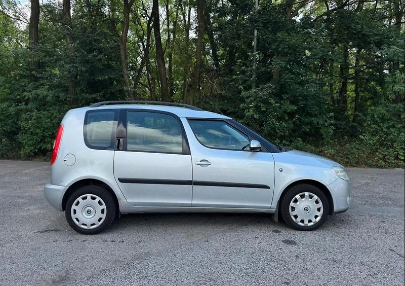 Škoda Roomster (2008) 1.4 / 63kW - fotka 8 z 16