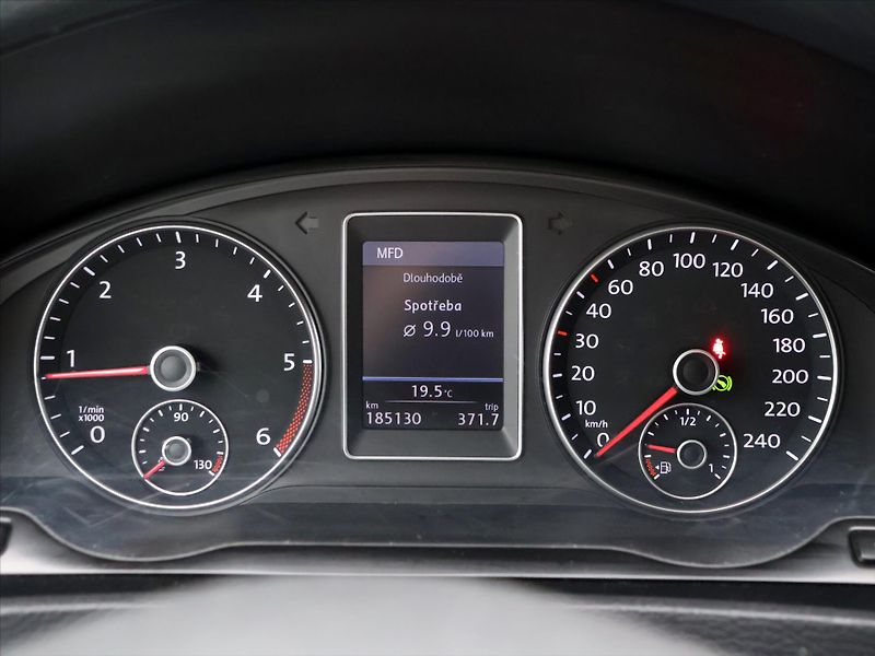 Volkswagen Multivan 2,0 TDI 4Motion DSG Comfortlin - fotka 16 z 28
